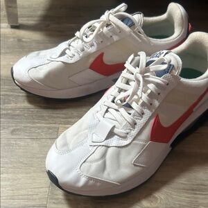Nike Men's White and Red Sneakers